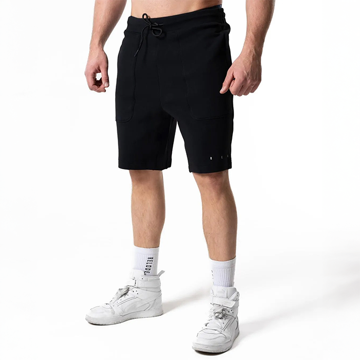 Ultra Shorts Musta