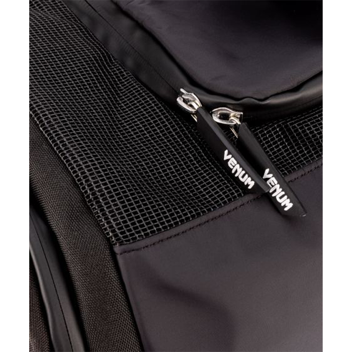 Trainer Lite Evo Sports Bag Musta
