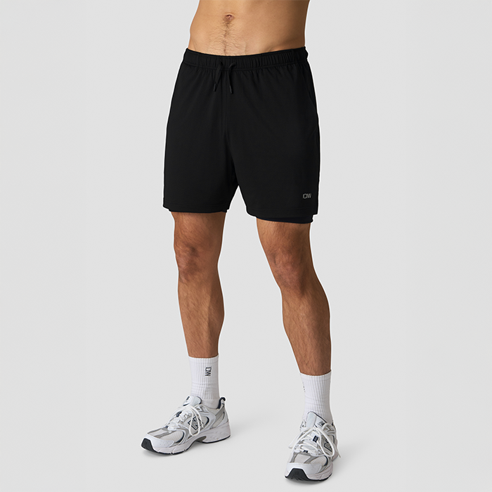 Stride 2-in-1 Shortsit Musta