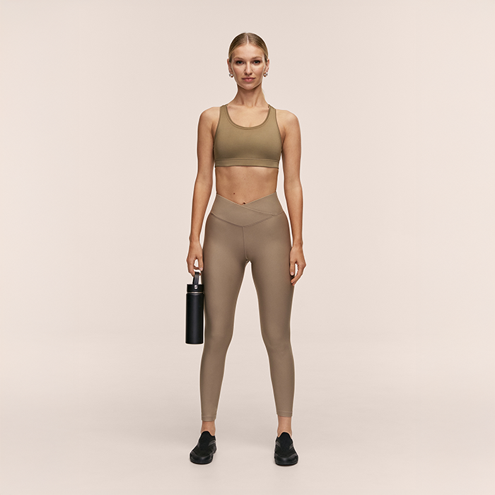 Iconic Urheiluliivit Beige
